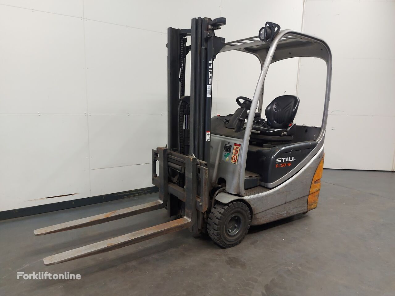 Still RX 20-16 three-wheel forklift